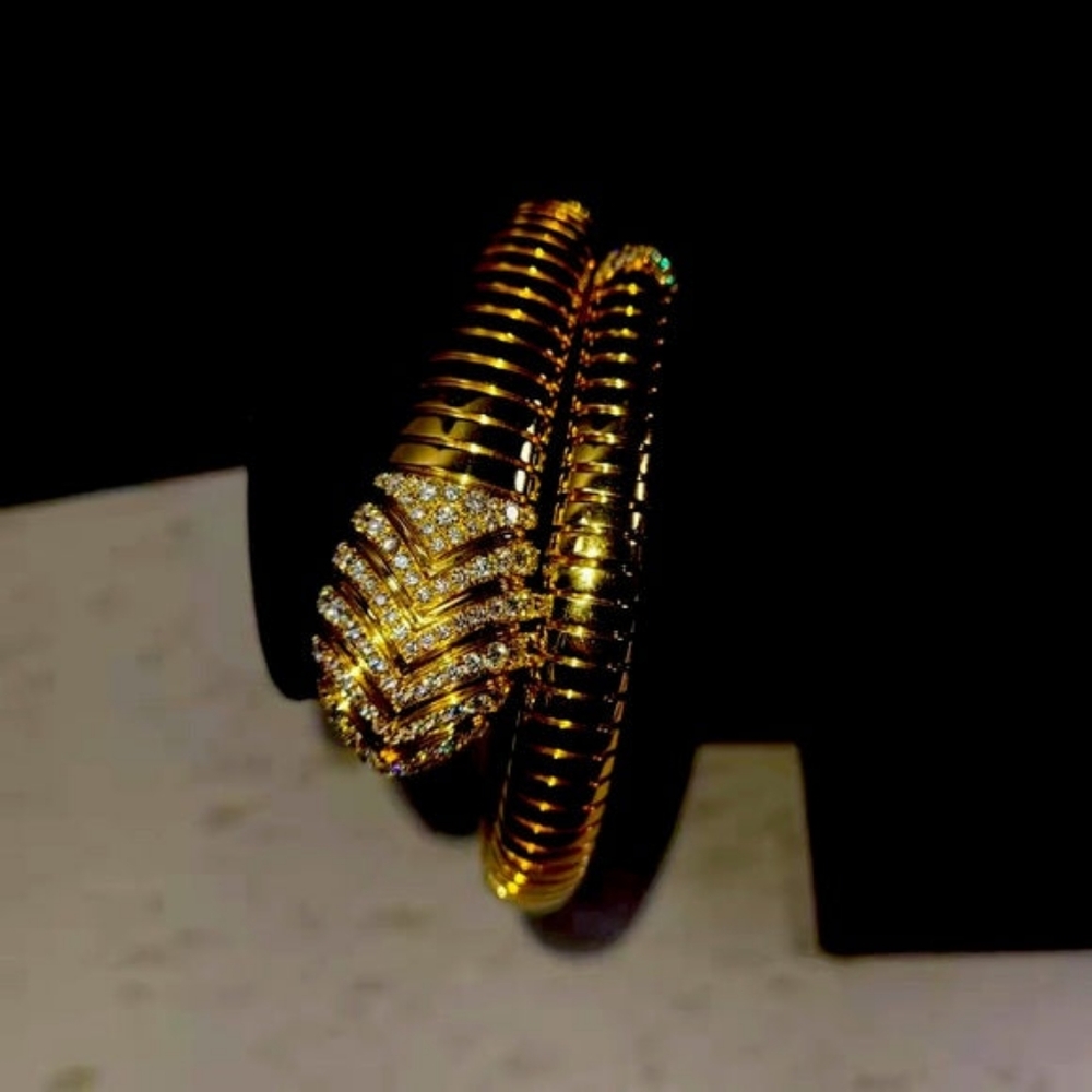 Solid 22k moissanite snake bangle